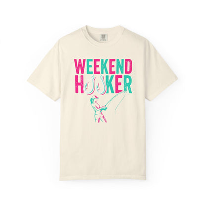 Weekend Hooker T-Shirt In Ivory / S Lightweight adventure tee for outdoor lovers Perfect for hiking camping or road trips Made from soft breathable cotton for all-day comfort Ideal for nature lovers and adventurers FAYO Threads outdoor apparel remember Fun Awaits You Outside