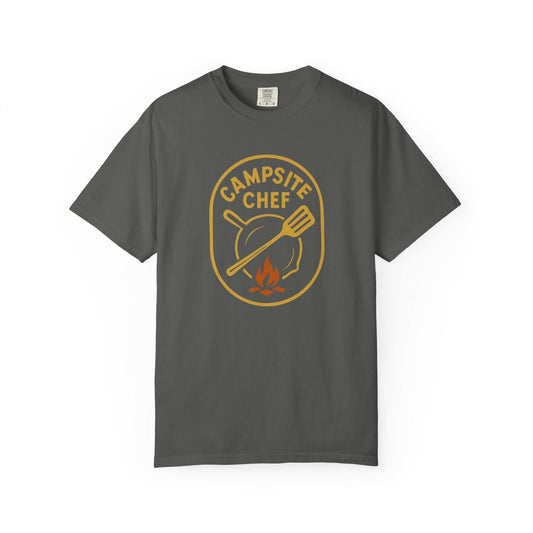 Campsite Chef T-Shirt In Pepper / S Lightweight adventure tee for outdoor lovers Perfect for hiking camping or road trips Made from soft breathable cotton for all-day comfort Ideal for nature lovers and adventurers FAYO Threads outdoor apparel remember Fun Awaits You Outside